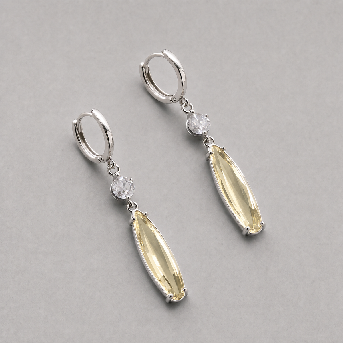EARRINGS DEW KISS