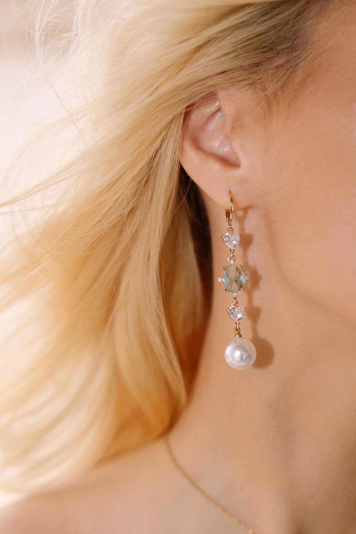 EARRINGS ANASTASIA COLLECTION